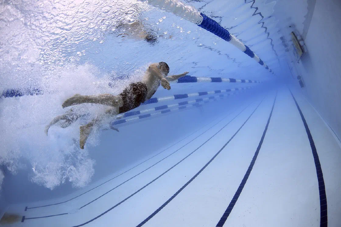 Allenamento nuoto libero: consigli per chi inizia